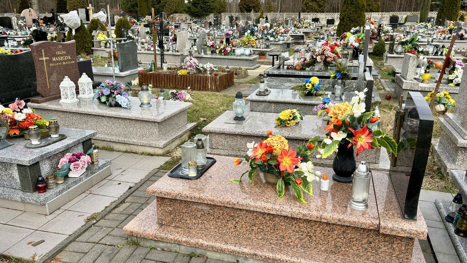 Ciężka sytuacja w Gnieźnie po przejściu nawałnicy, Jest ważny apel dotyczący cmentarzy