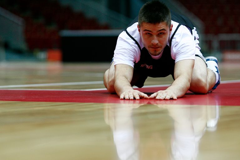Na zdjęciu Dardan Berisha na treningu reprezentacji Polski w 2012 roku. Fot: WOJCIECH FIGURSKI / 058sport.pl/