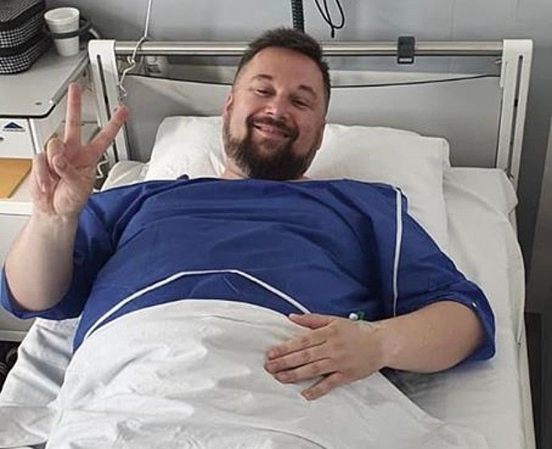 Poseł Marcin Kulasek z Lewicy walczy z otyłością. Wycięto mu część żołądka