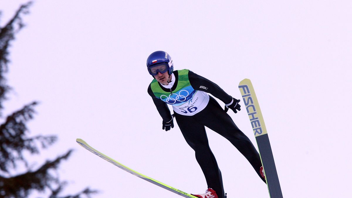 Zdjęcie okładkowe artykułu: Newspix / Jerzy Kleszcz / Newspix.pl / Na zdjęciu: Adam Małysz skacze po olimpijskie srebro w Vancouver