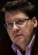 Wojciech Malajkat w "Nowej"