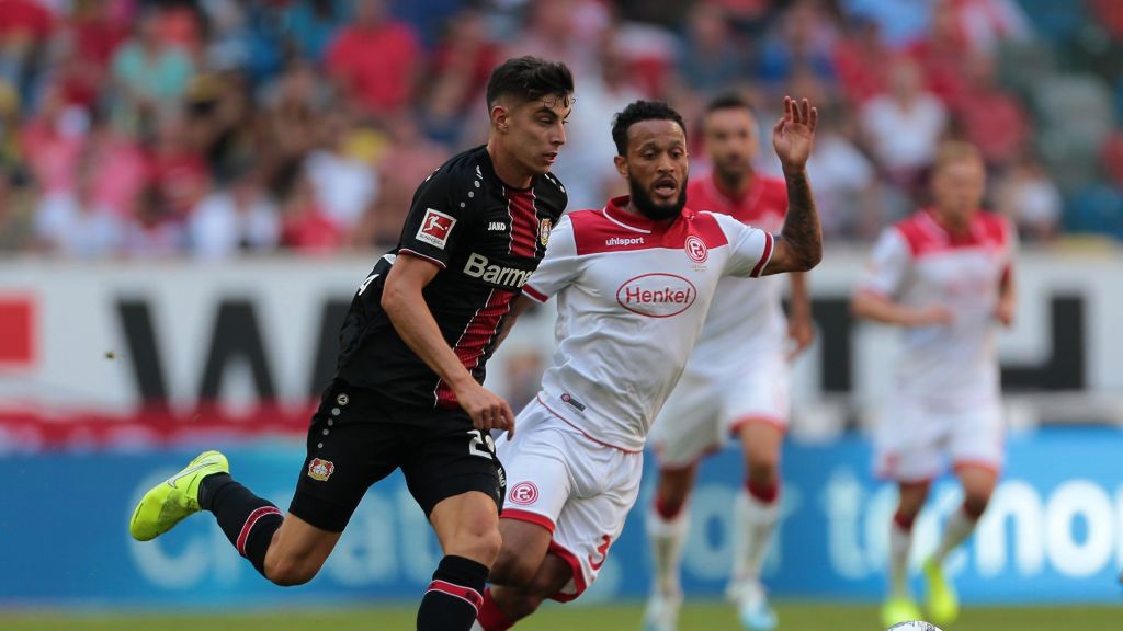 Kai Havertz (z lewej) i Lewis Baker