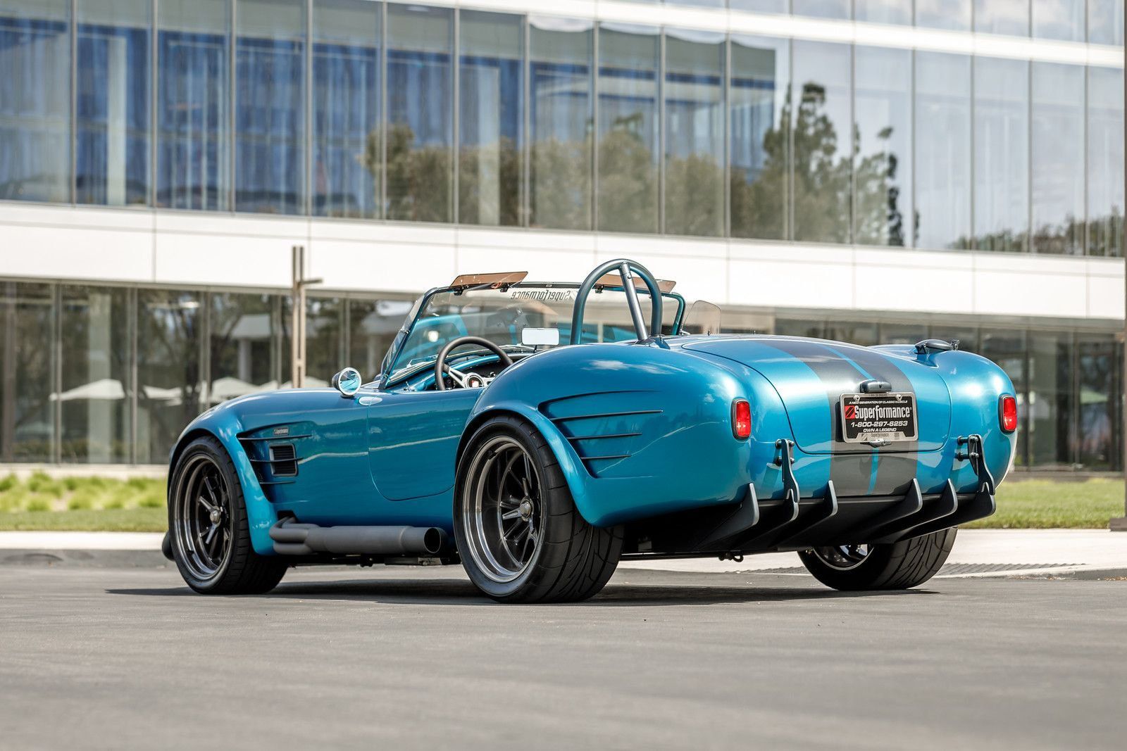 Superformance Mk III-R (2020) (fot. Superformance)