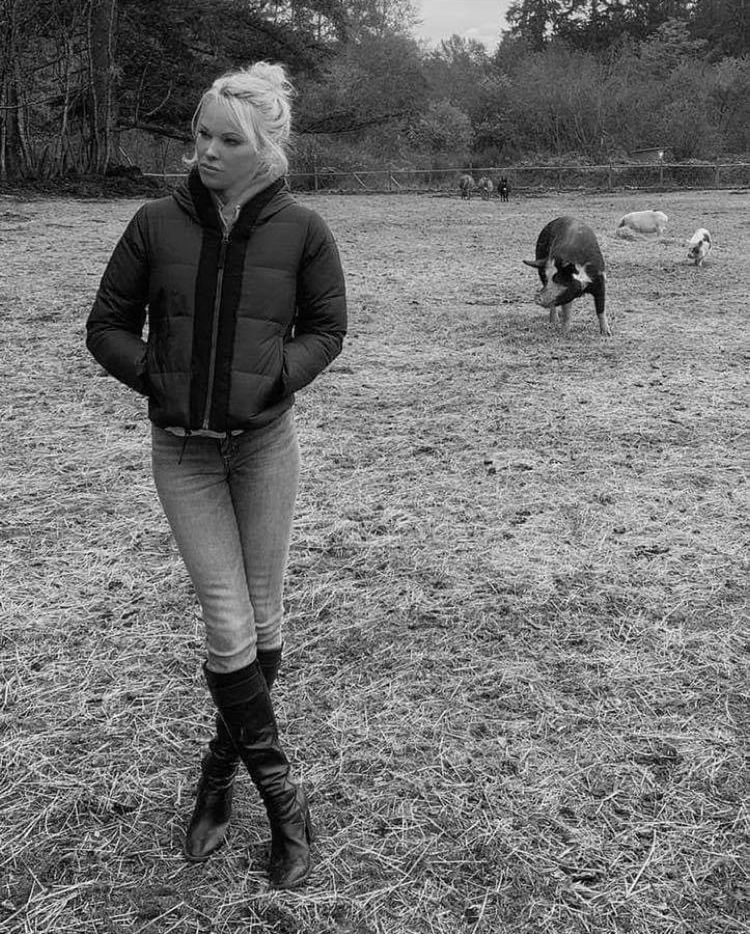 Pamela Anderson odbiła swojego męża innej kobiecie?!