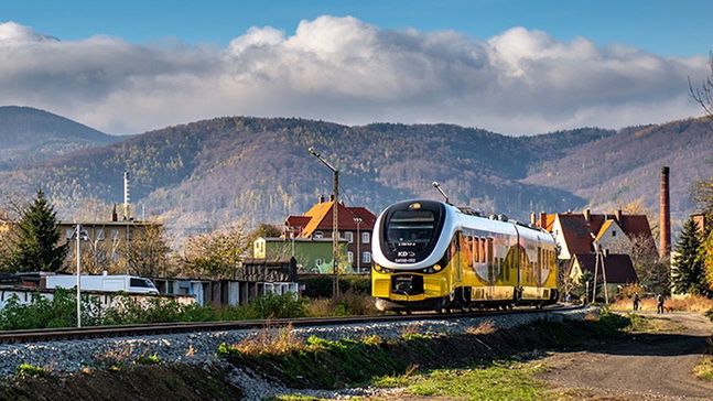 Dolny Śląsk. "Lato z KD". Koleje Dolnośląskie stawiają na kierunki turystyczne