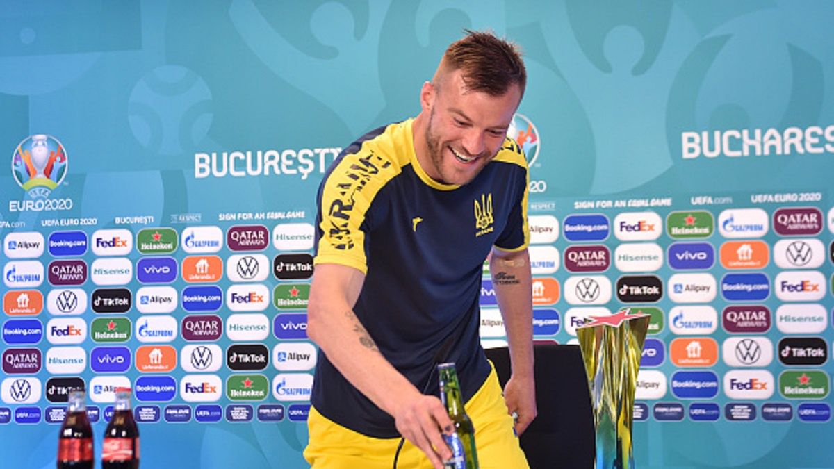 Kolejny piłkarz odstawia Coca-Colę 