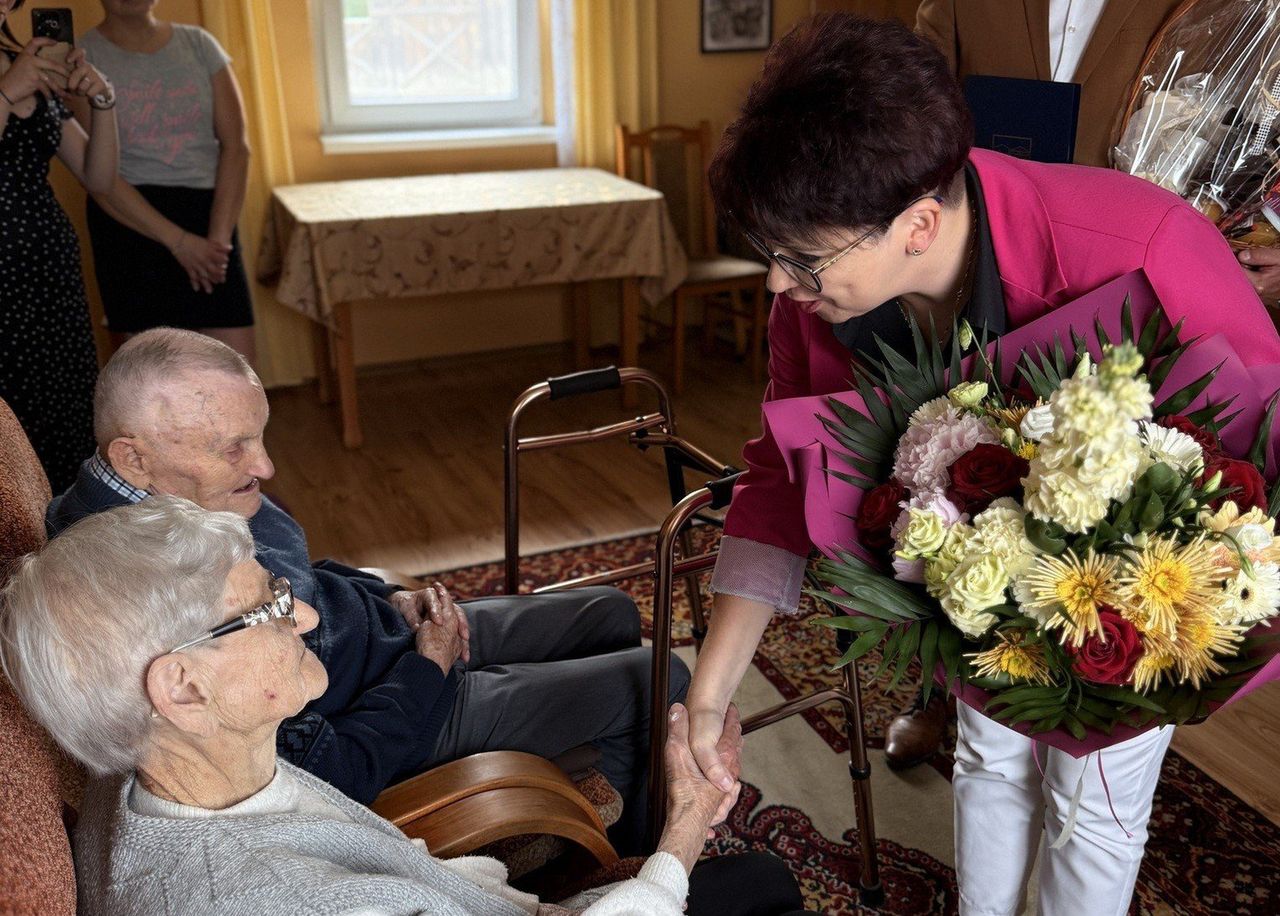 Zofia i Edward z Walewic z gminy Zelów świętują 70-lecie małżeństwa