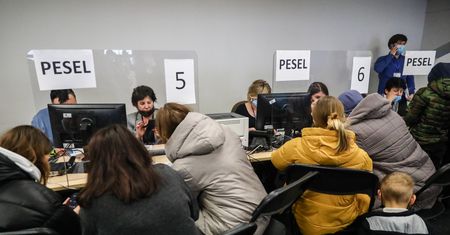 Kolejki po PESEL. Ukraińcy mają utrudniony dostęp do świadczeń