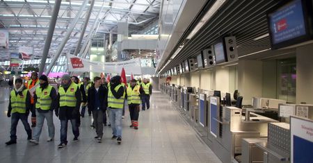 Strajk na lotnisku w Duesseldorfie. Zakłócenia przy 47 lotach