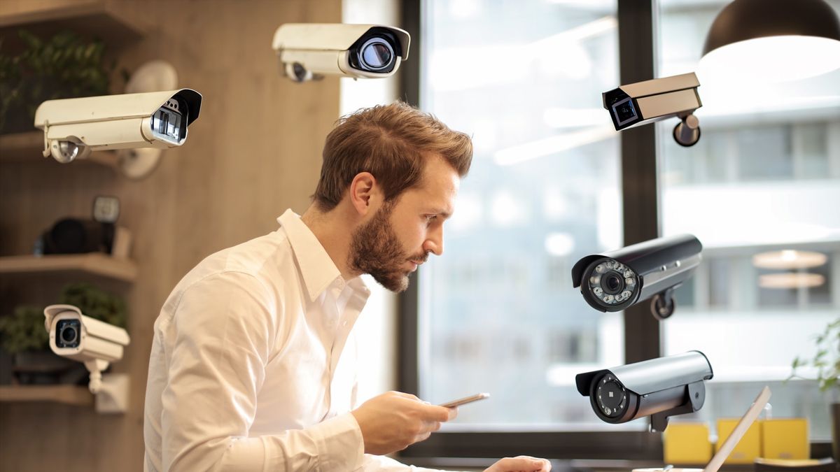 Francuski rząd chce podglądać obywateli podejrzanych o popełnienie przestępstwa.