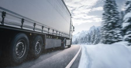 Na tych drogach odśnieżanie jest zbędne. Zima nie zaskoczy drogowców?