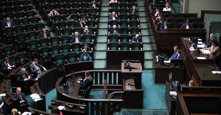 Obrady Sejmu. Debata i głosowanie nad wotum nieufności wobec Jacka Sasina
