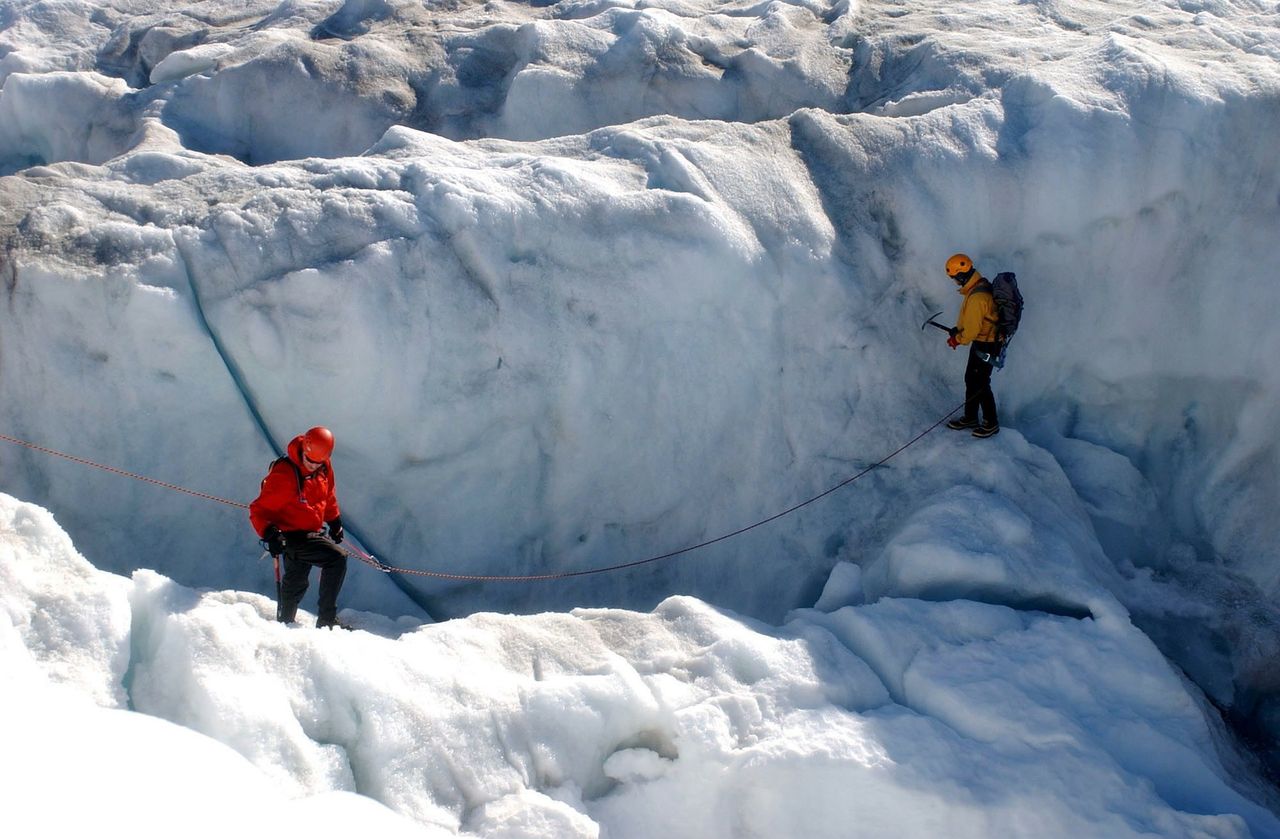 Topnienie lodu na Grenlandii wywołuje wiele skutków 