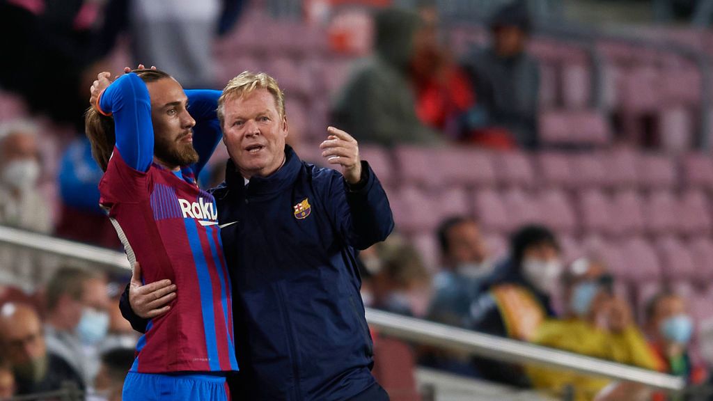 Getty Images / Jose Breton/Pics Action/NurPhoto  / Na zdjęciu: Ronald Koeman i Oscar Mingueza