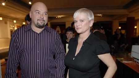 Katarzyna Figura, Kai Schoenhals