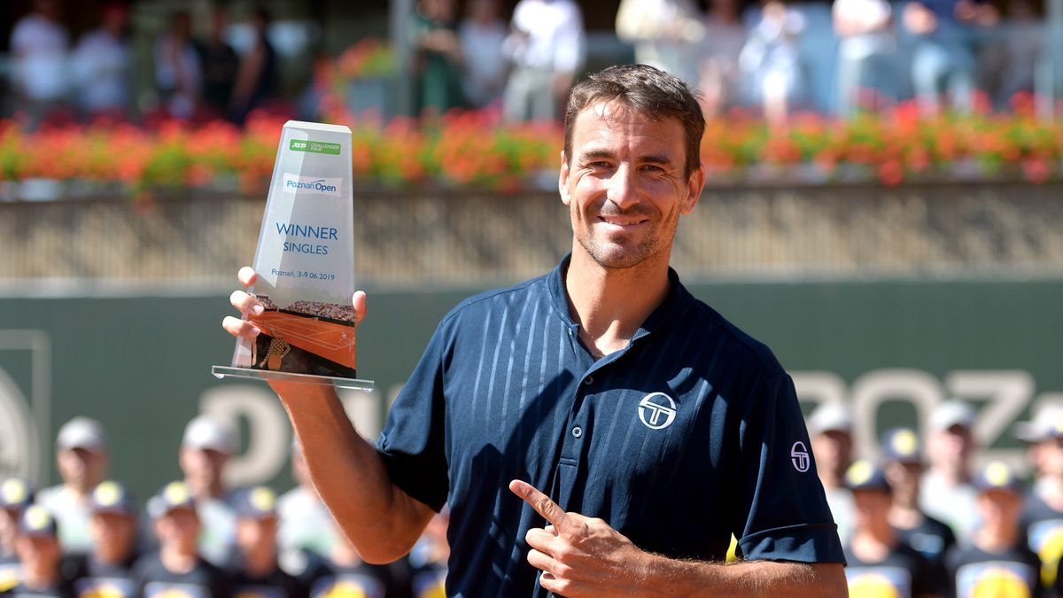 Zdjęcie okładkowe artykułu: PAP / Jakub Kaczmarczyk / Na zdjęciu: Tommy Robredo, mistrz Poznań Open 2019