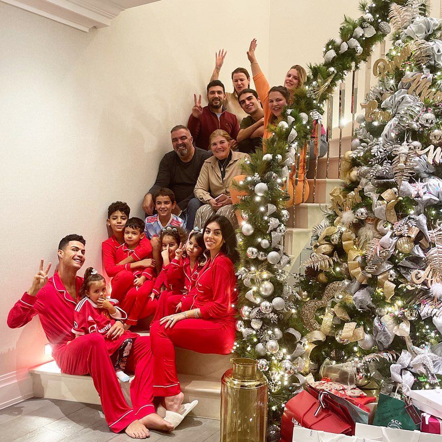 Cristiano Ronaldo i Georgina Rodriguez opublikowali życzenia świąteczne