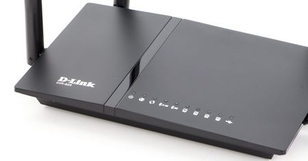 D-Link DIR-825/EE – nie tylko router