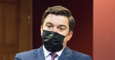 Braun i Winnicki w ministerstwie. Andrusiewicz ostro komentuje. "Skandaliczne zachowanie"