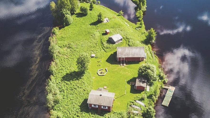 Fińska wysepka Kotisaari zmienia się z każdą porą roku. Wygląda przepięknie! 1