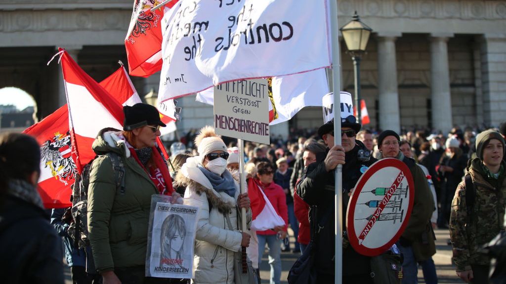 Protesty antyszczepionkowców w Austrii 