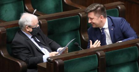 Stawka większa niż szczepienie. Jak rząd radzi sobie z programem szczepień? [ANALIZA]