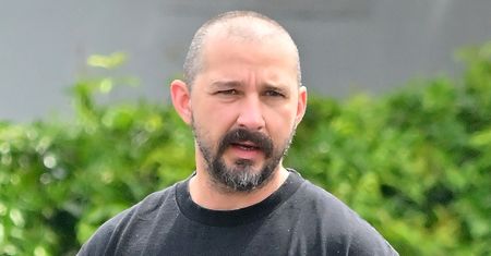 Błagał ją przed sklepem. Problemy upadłego aktora