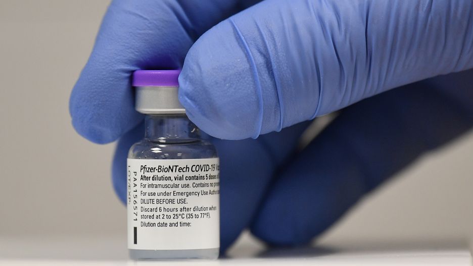 Spadła skuteczność szczepionki Pfizer