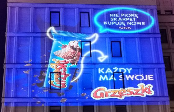 „Grzeszki wychodzą nocą” w niestandardowej kampanii wafelków Grześki