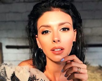 Klaudia Halejcio pokazała przemianę PRZED i PO makijażu! Fani: "Jesteś tak piękna, że nie potrzebujesz make up'u" (FOTO)