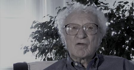 Zmarł 99-letni Sheldon Harnick. Stworzył teksty do "Skrzypka na dachu"