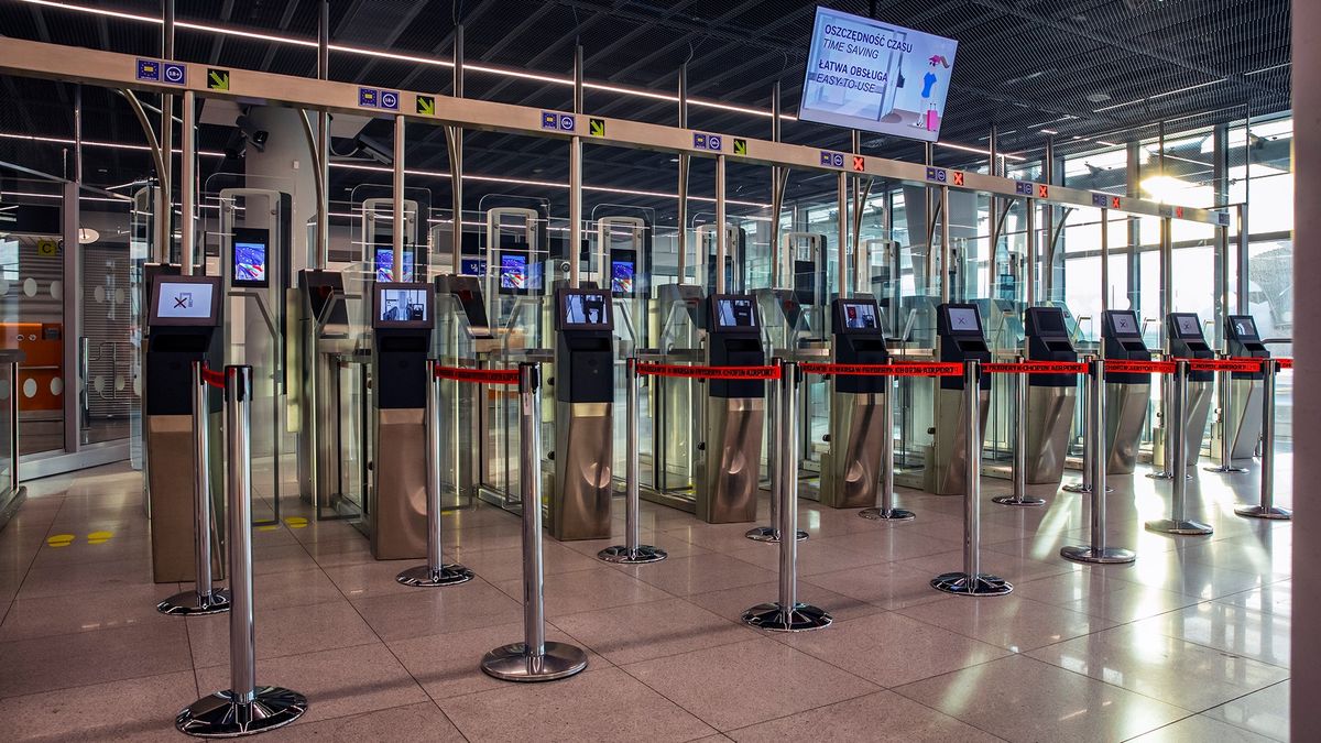 Bramki ABC na Lotnisku Chopina w Warszawie