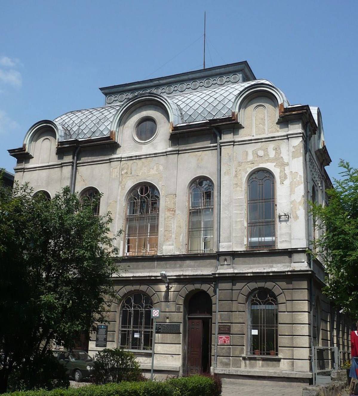 Przyszłość synagogi w Przemyślu. Czy historyczny obiekt doczeka się odnowy?