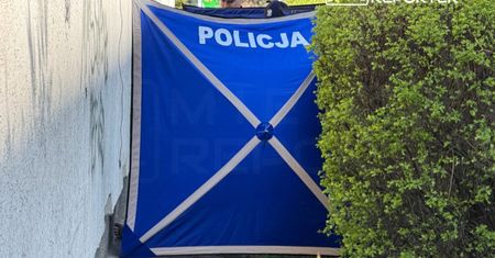 Tragedia na Bródnie. Mężczyzna wyskoczył z 4. piętra. Zginął na miejscu