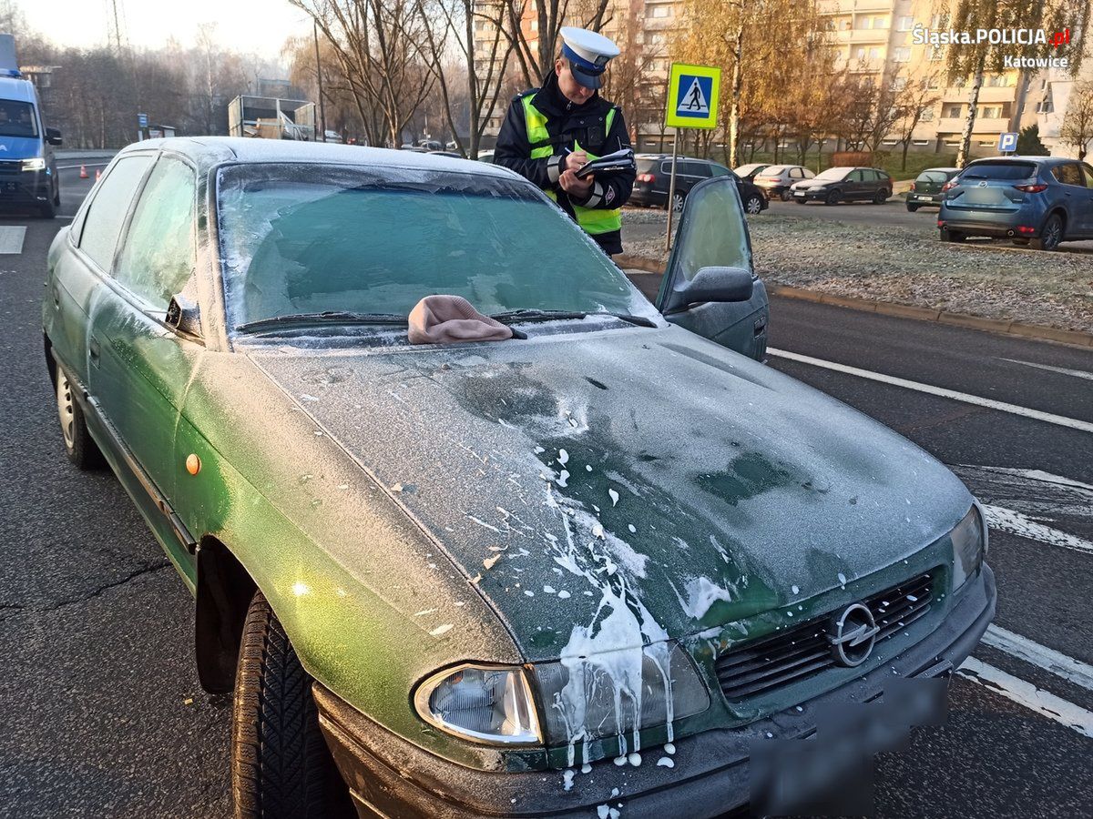 Śmiertelne potrącenie 73-latki. Kierowca miał zaszronione szyby