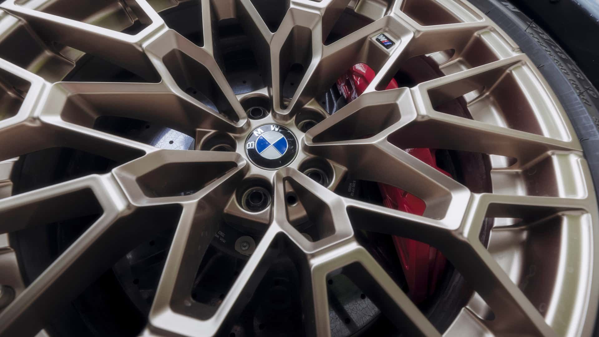 BMW M2 CS