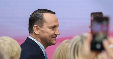 Porażka Sikorskiego. "Wzywam wszystkich, którzy na mnie głosowali"