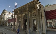 Wrocław. Pałac Hatzfeldów na sprzedaż. Cena wywoławcza robi wrażenie