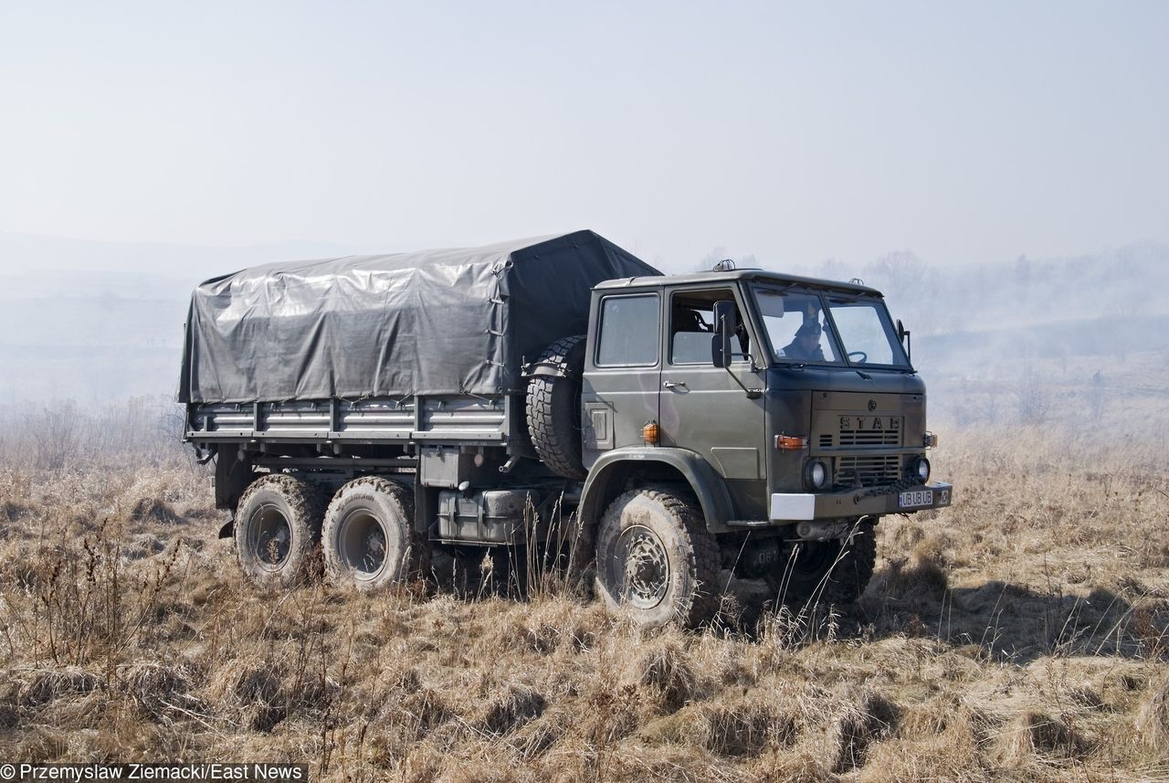 Autobox zmodernizuje 351 ciężarówek Star 266 dla wojska. Dobrze, bo są niebezpieczne