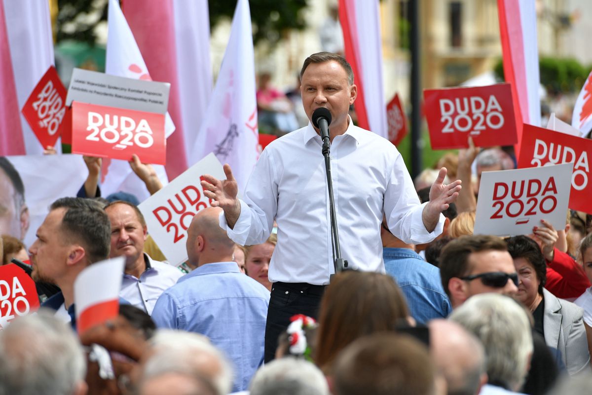 Wybory 2020. Ksiądz w Węgliskach zaapelował do wiernych. "Boże, spraw, aby wszyscy głosowali na Andrzeja Dudę"