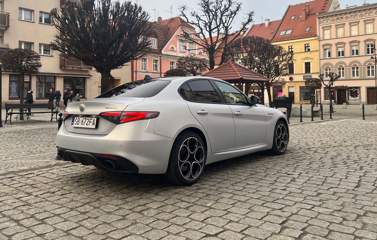 Alfa Romeo Giulia. Model, który tchnął nowe życie we włoską markę