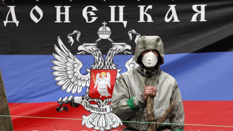 Proklamacja Donieckiej Republiki Ludowej w 2014 roku (AFP PHOTO / ANATOLIY STEPANOV)