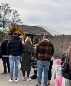 Tłumy przy kasach i pełne parkingi. Atrakcja spodobała się Polakom