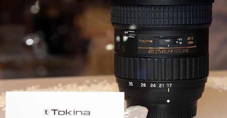 Tokina SD 17-35 mm F4 AT-X PRO FX - tańsza alternatywa do pełnej klatki?
