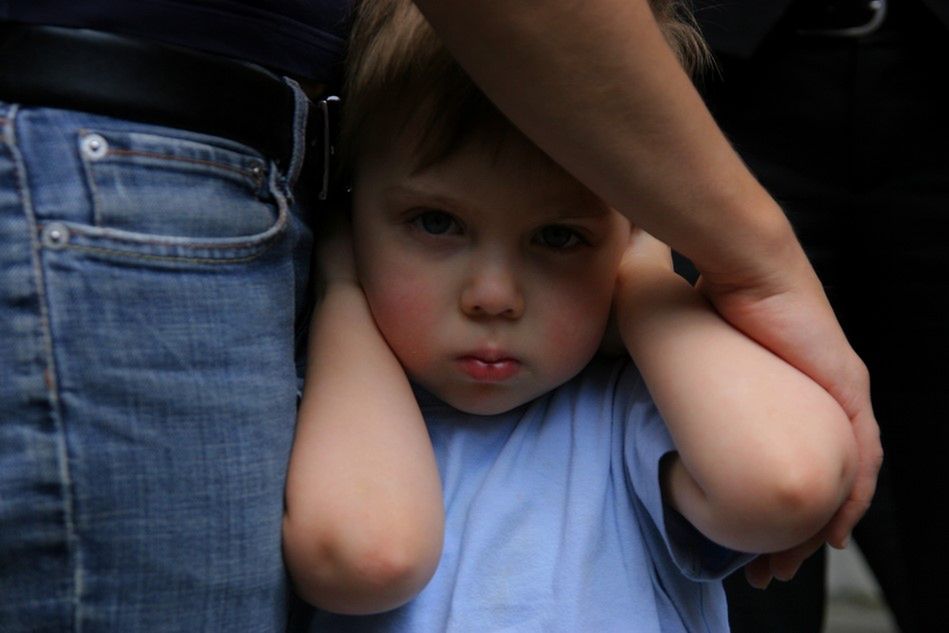 Zaburzenia sensoryczne u dzieci (Zaburzenia SI) - przyczyny, objawy, terapia