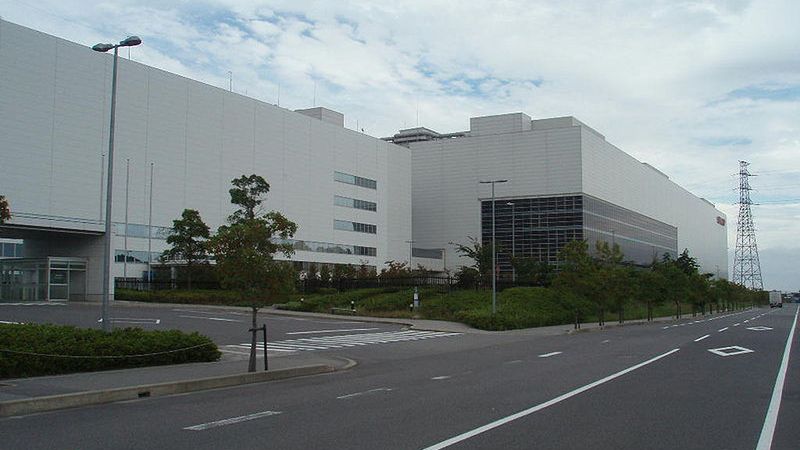 Sharp zwiększa produkcję LCD 1