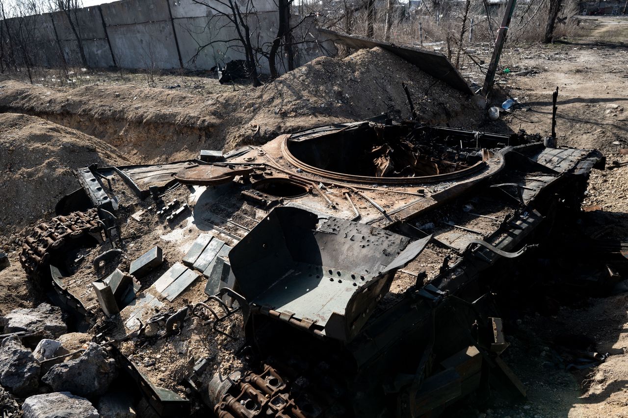 Wreck of the Russian tank T-90.