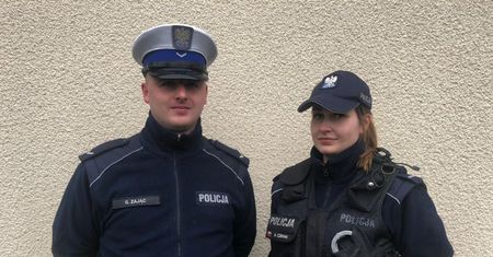Śląsk. Policyjna para prywatnie ratowała poszkodowanych w wypadku. Zrobili to fachowo