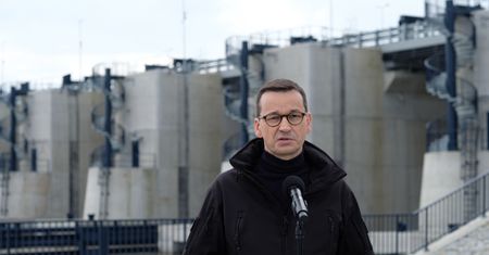 Premier Mateusz Morawiecki na Śląsku. Polityk krytykuje byłego szefa rządu i prezydenta