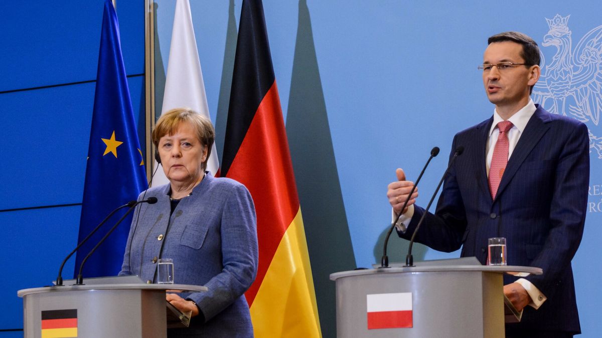 Premier Morawiecki poinformował, że podpisał dokument ustanawiający Instytut Strat Wojennych 